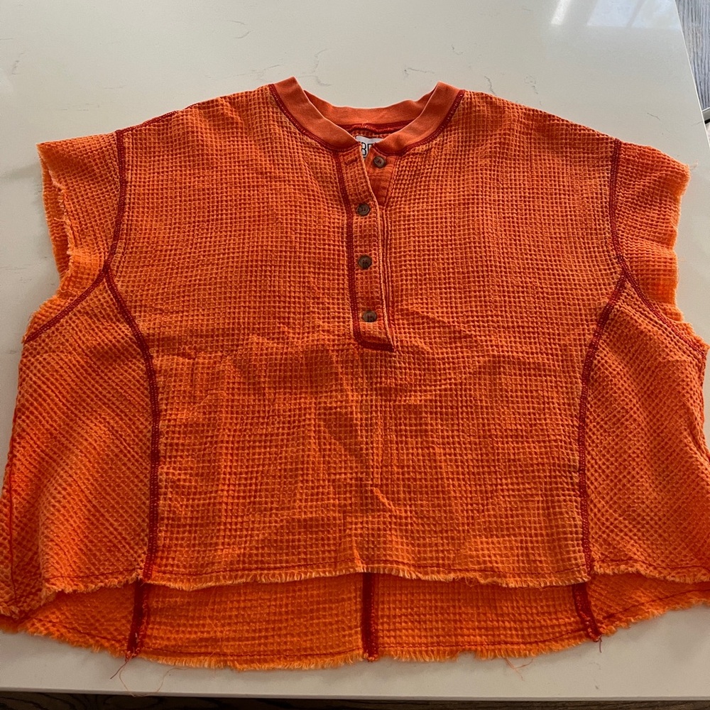 Urban Outfitters Waffle Sleeveless Shirt Size Large
